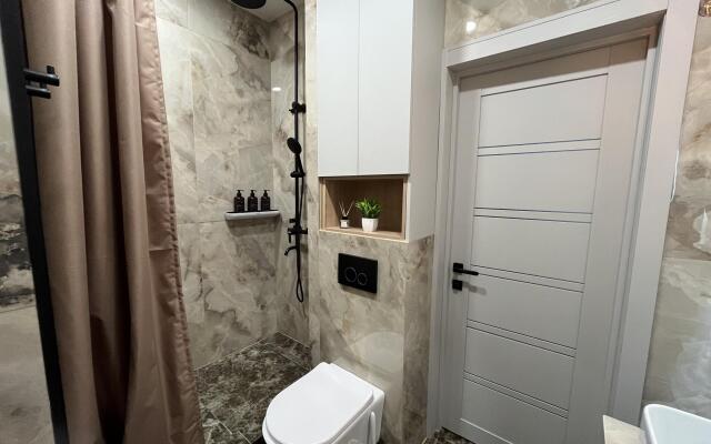 Апартаменты на набережной Ярыгинская 17