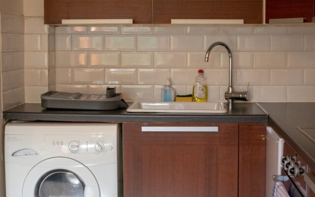 1 Bedroom Flat In Broughton