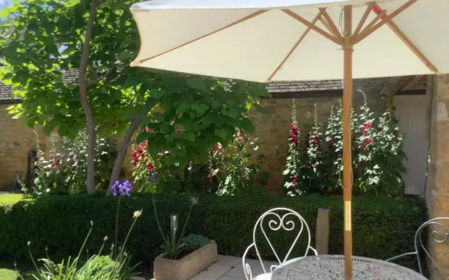 Holly House Bed & Breakfast