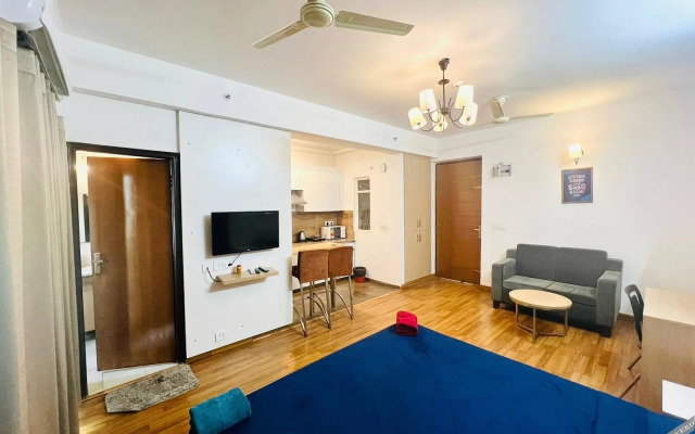 Luxury 2bedroom Suites By Noida Suites