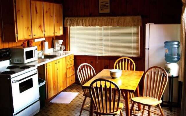 Hay Lake Lodge & Cottages