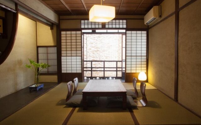 Bed & Breakfast Tsukiya