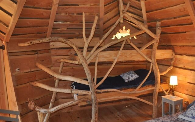 Arbres & Cabanes Mas de la Croix Noire