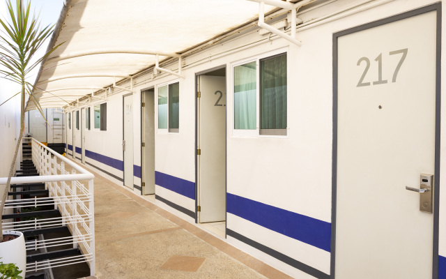 Container Inn Hotel Aeropuerto