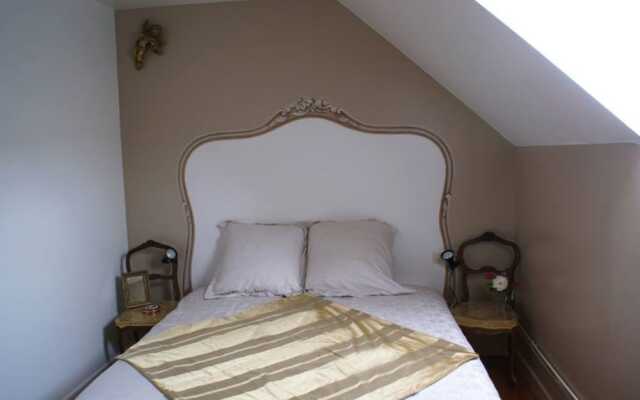 Aux Fenetres du Chateau