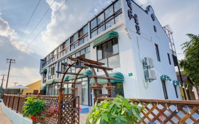YunLu Homestay (Shanghai International Tourism Resort)