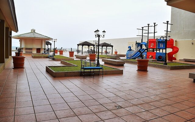 Astur Hotel y Suites