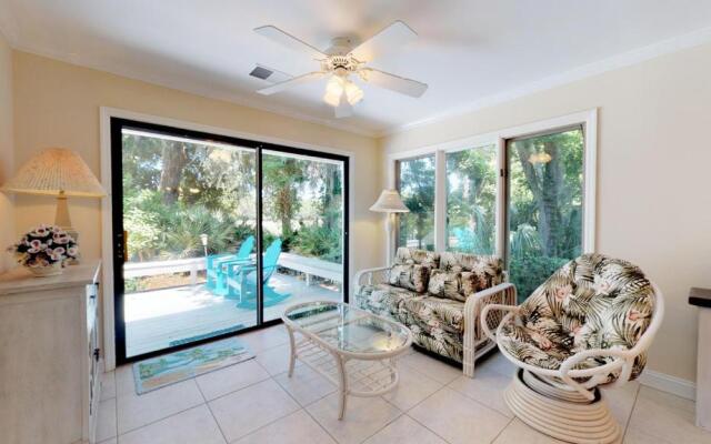 32 Heath Dr