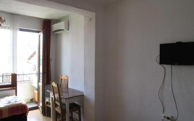 Guest House Plada View