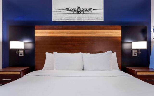 Avion Inn Near LGA Airport, Ascend Hotel Collection