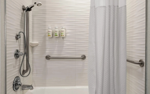 La Quinta Inn & Suites by Wyndham Montgomery