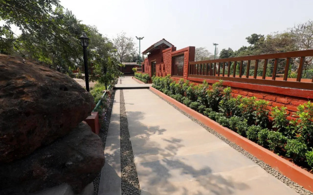 OYO 24335 Pali Village Resort
