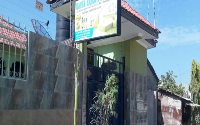 Mauya Executive Lodge