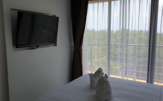 1 Bedroom Apartment with Stunning Views