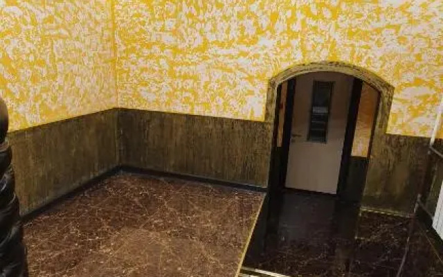Hotel Uyut on Belovejskaya 57