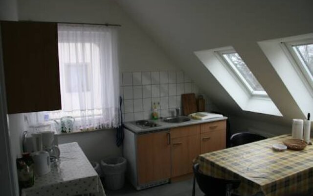 Hotel Und Pension Le Petit