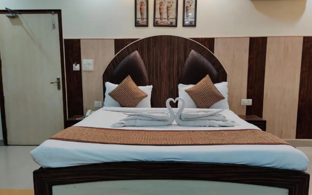 OYO 19453 Hotel Holy Basil