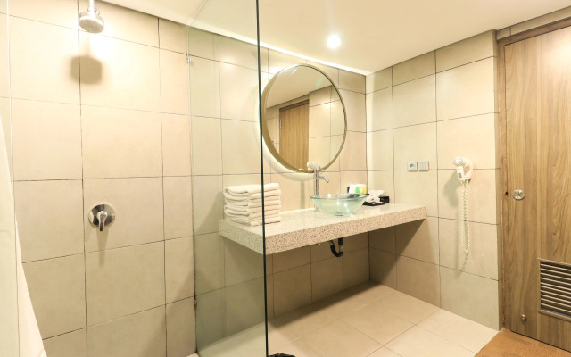 Casa Padma Suites Legian