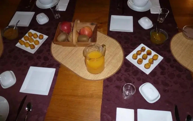 Chateau Les Tours Seguy