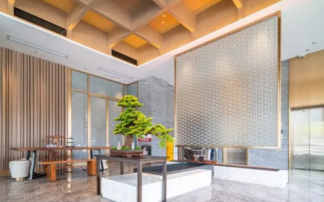 OUSILANDE International Hotel