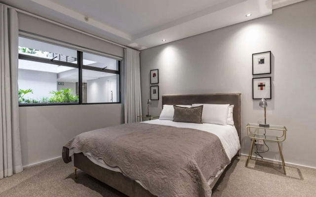 303 The Cosmopolitan Luxury at its best