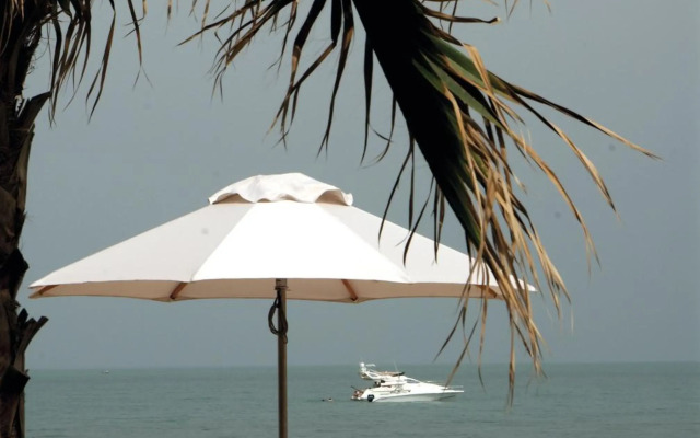 Mövenpick Hotel & Resort Al Bida'a Kuwait
