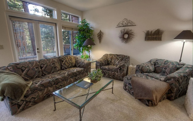 Delighful McCloud by Lake Tahoe Accommodations