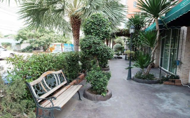 Majestic View Hotel