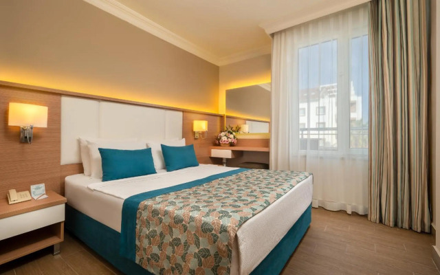 Royal Garden Beach Hotel - All Inclusive