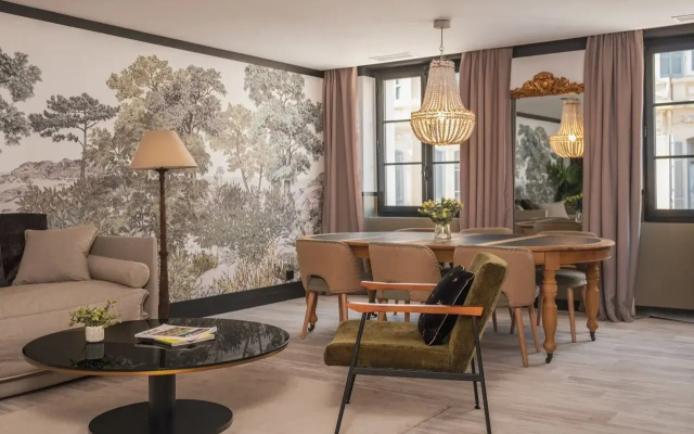 Maisons du Monde Hôtel & Suites - Marseille Vieux Port