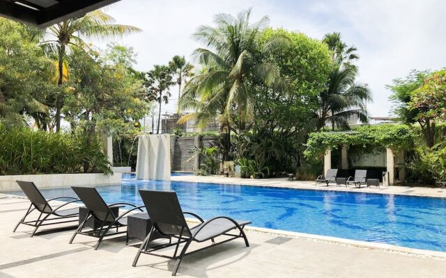 Exclusive 2BR The Via & The Vue Apartment Ciputra World By Travelio