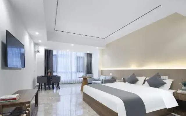 Peace Hotel