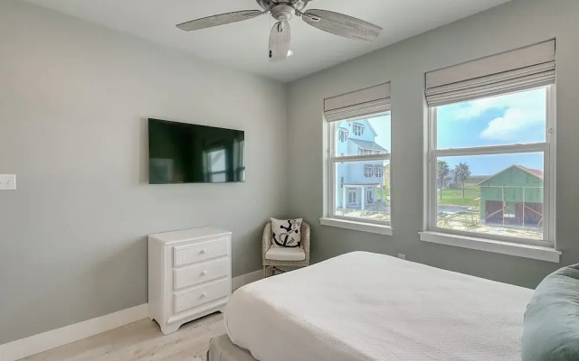 BeachHouse Bliss by Silver Sands Vacation Rentals