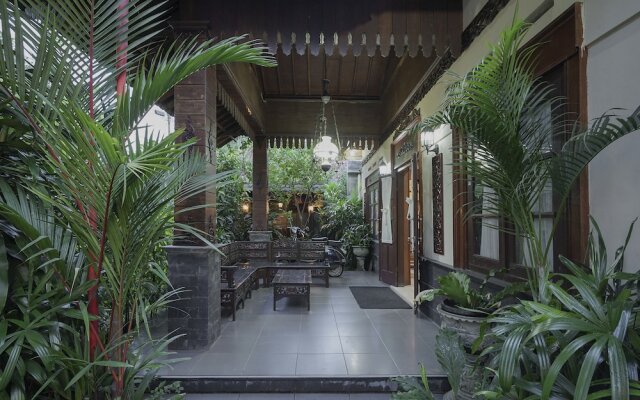 Ndalem Maharani Guest House