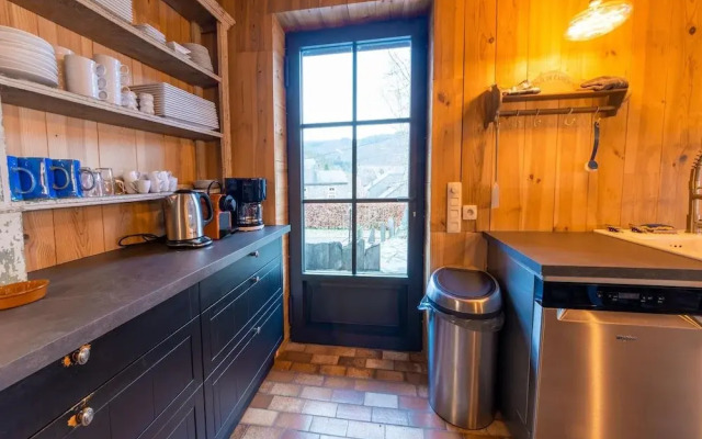 Holiday Home in Membre With Garden