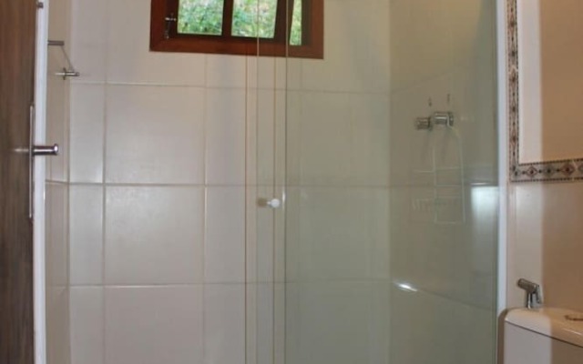 Casinha no sítio Calmamente