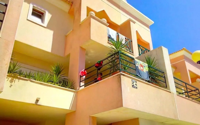 Oceanview Duplex shared Pool & Beach Sesimbra