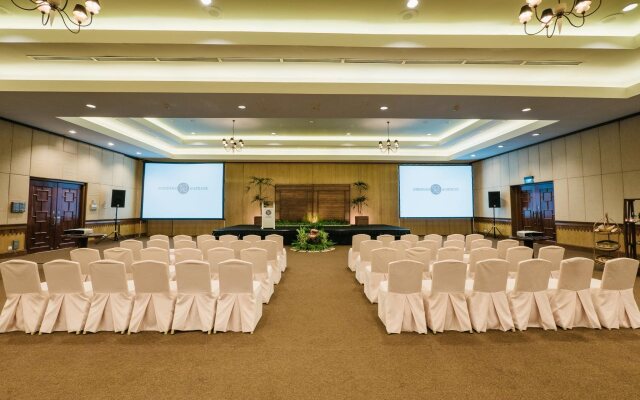 Nirwana Resort Hotel