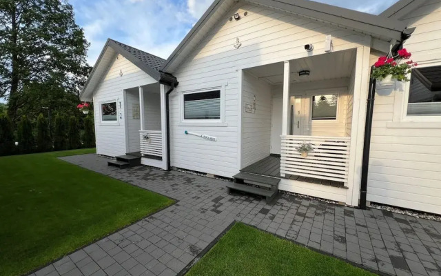 Comfortable Holiday Houses, Dabki