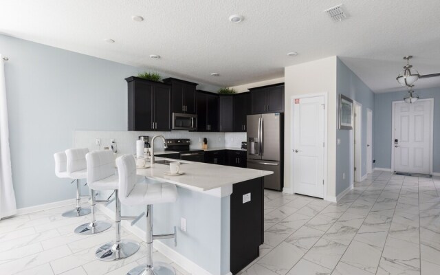 2925FS - Storey Lake