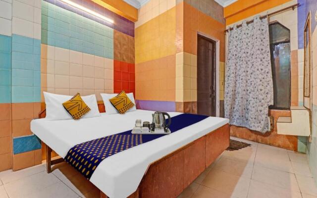 SPOT ON 62846 Mayank Saini Guest House