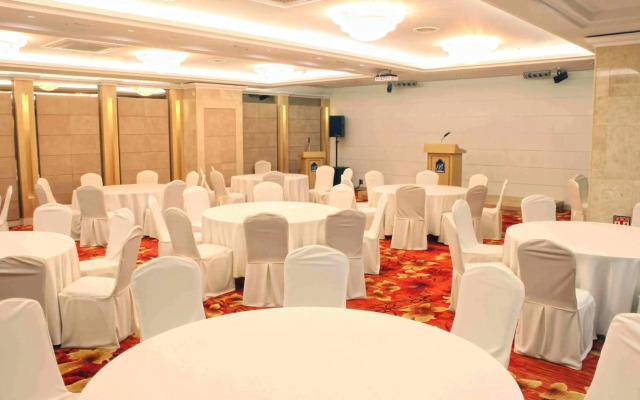 Fontana Beach Hotel