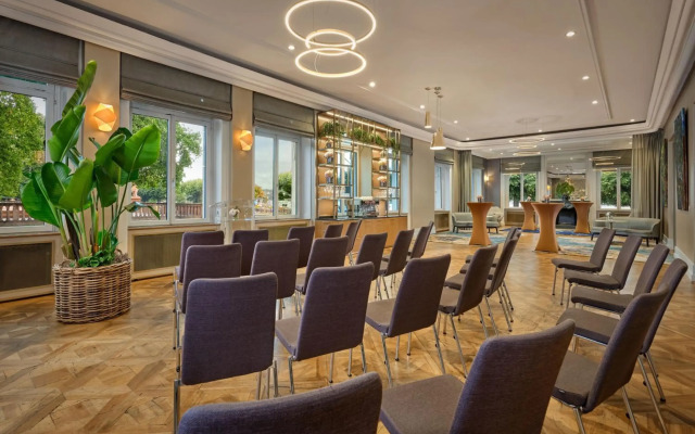 The Ritz-Carlton, Hotel de la Paix, Geneva