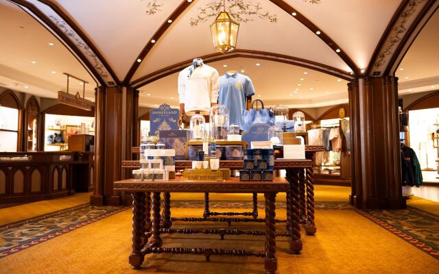 Отель Disneyland