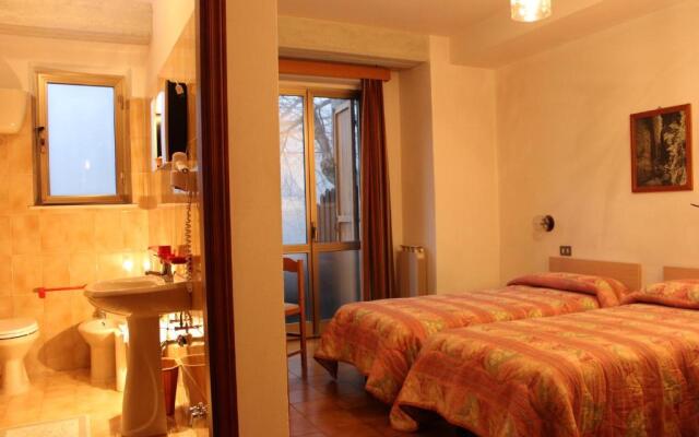 Albergo Ristorante Montecucco da Tobia