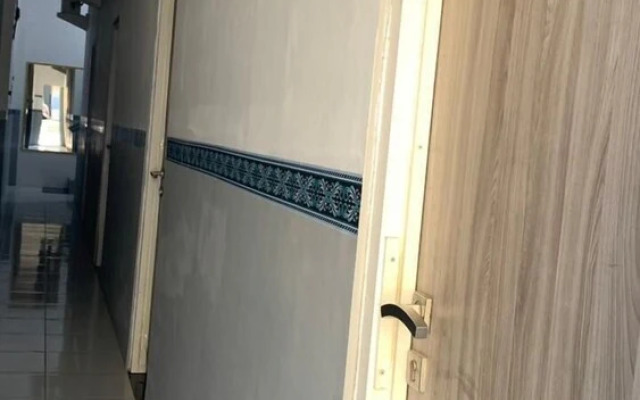 Deluxe Suite And Room