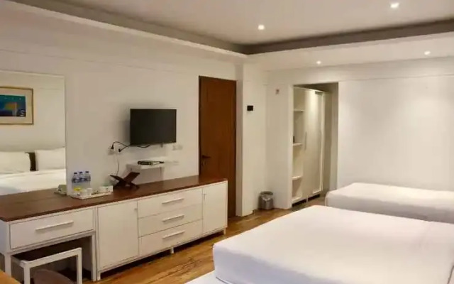 Emaki Al Ma'soem Resort