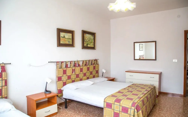 Downtown Flat 250mt From the Beach