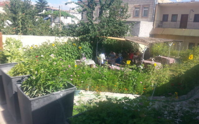 İnternational Guest House