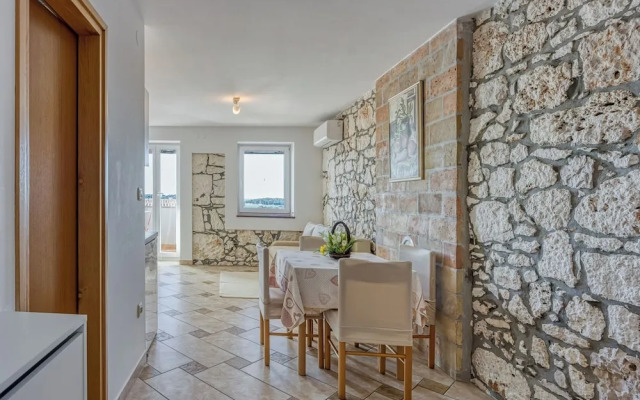 Apartment Jakara 2